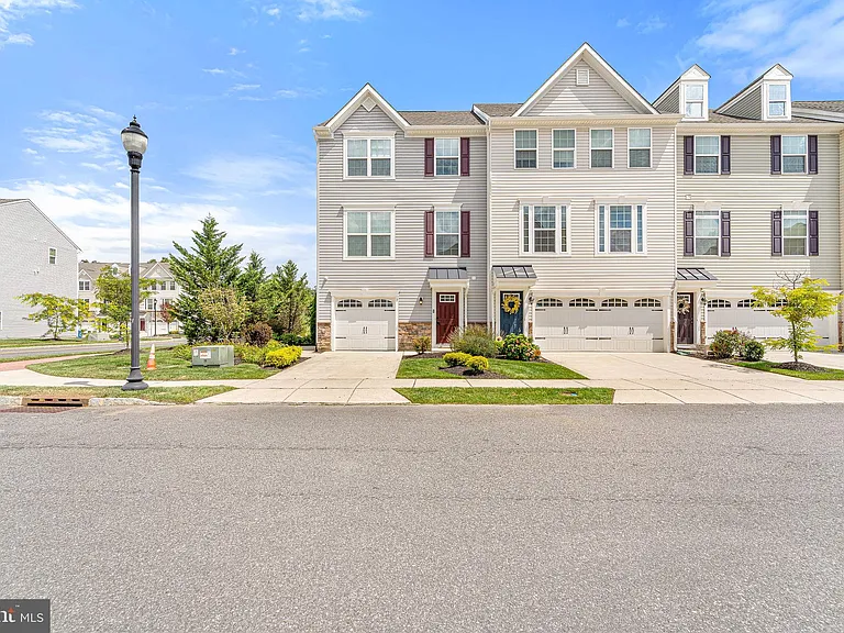 2 Sparrow Cir — Photo 2