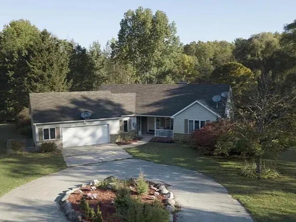 6369 Morrison Lake Rd, Saranac, MI 48881