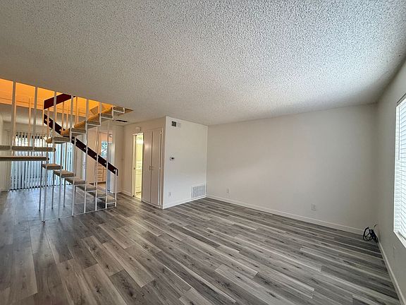 2nd image of 8045 Calle Fanita