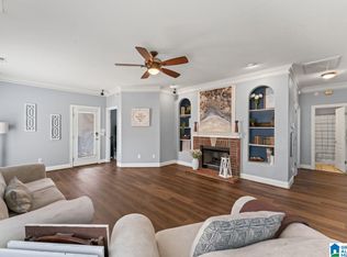 209 Vineyard Ln, Birmingham, AL 35242