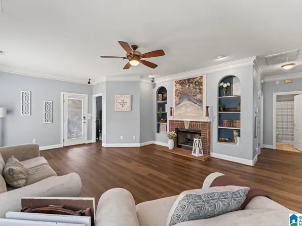 209 Vineyard Ln, Birmingham, AL 35242