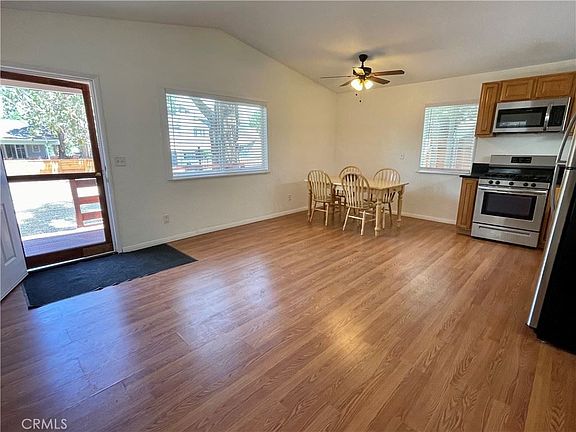 3rd image of 2158 2nd Ln