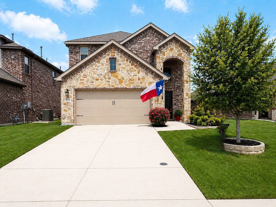 1st image of 525 Liliana Ln