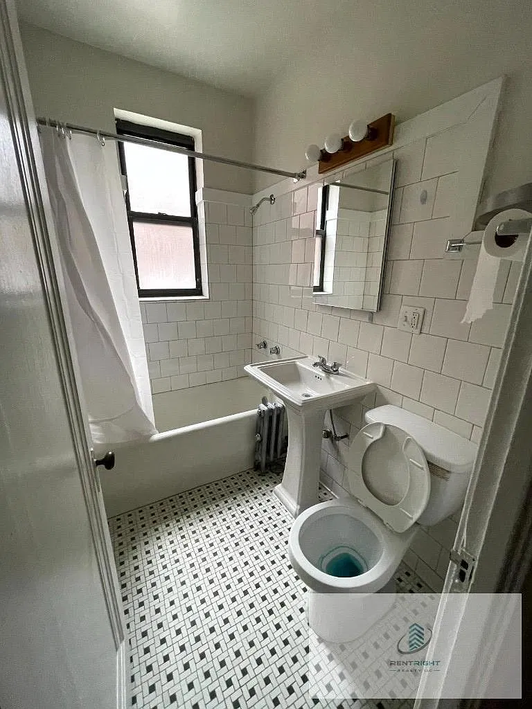 4915-19 W Belle Plaine Ave — Photo 4