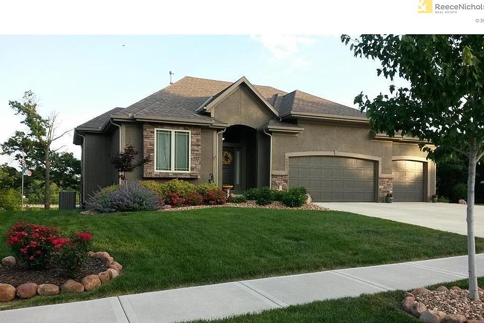 1st image of 4801 N 124th Ter