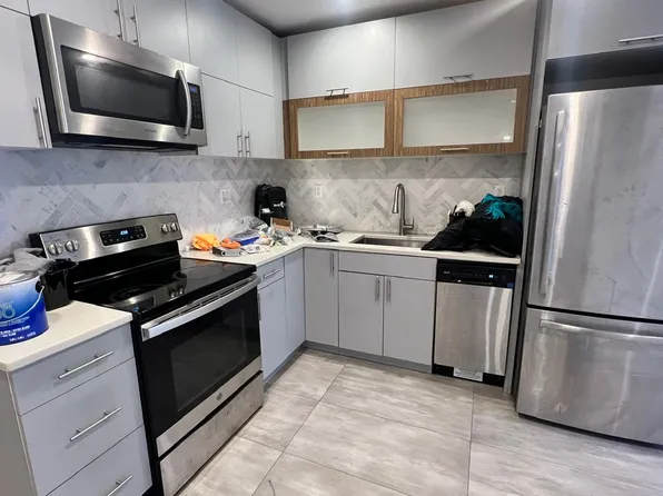 1332 Bergen Street image 1 of 23