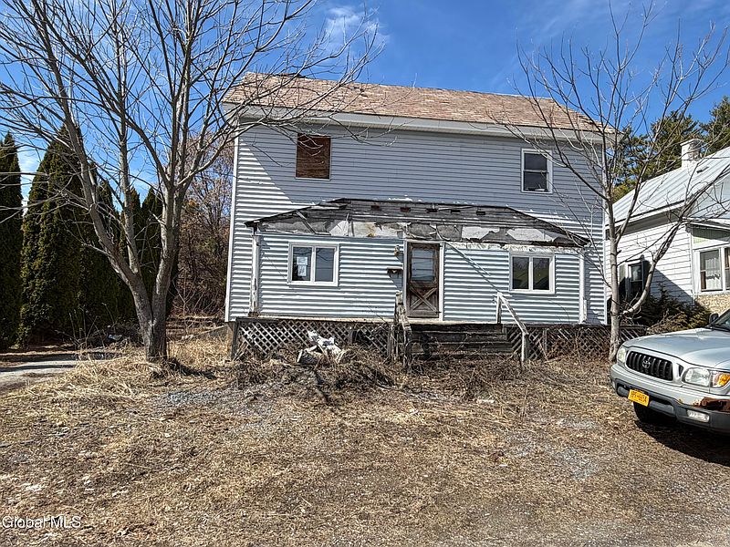 3rd image of 5 Waldo Place