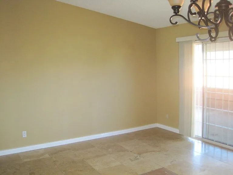 2441 Sylvian Ln — Photo 5