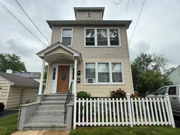 832 Hussa St #2, Linden, NJ 07036