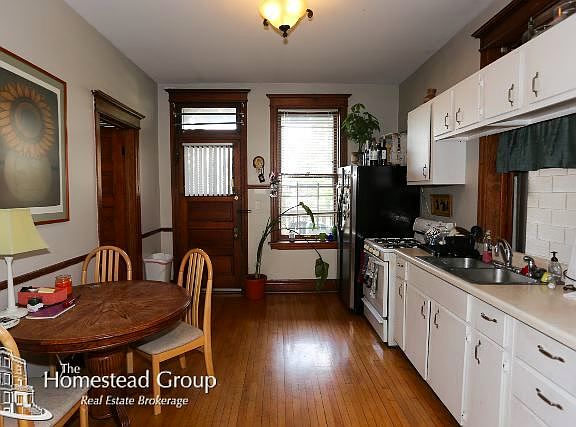 2nd image of 2523 N California Ave #One