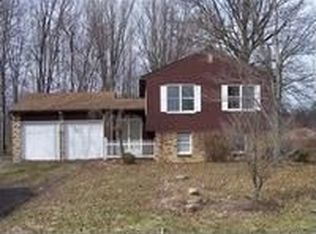 3987 Hoagland Blackstub Rd, Cortland, OH 44410
