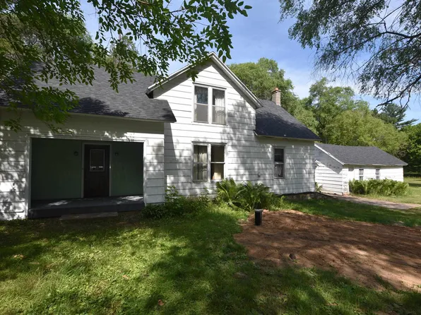 W7868 State Road 152, Wautoma, WI 54982