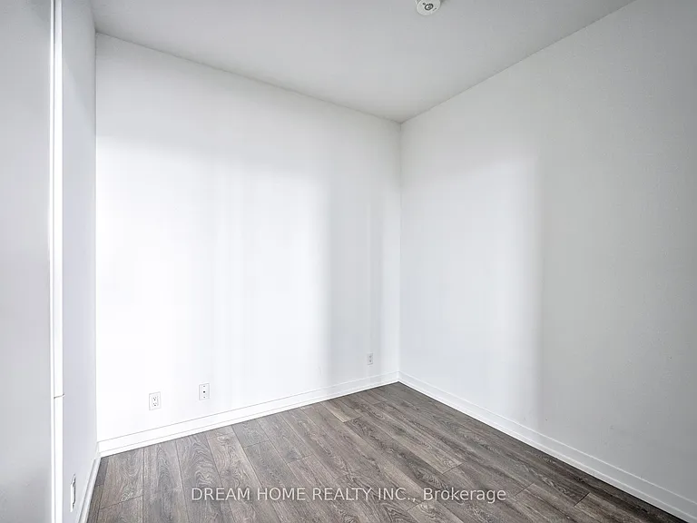 898 Portage Pkwy #1908 — Photo 11