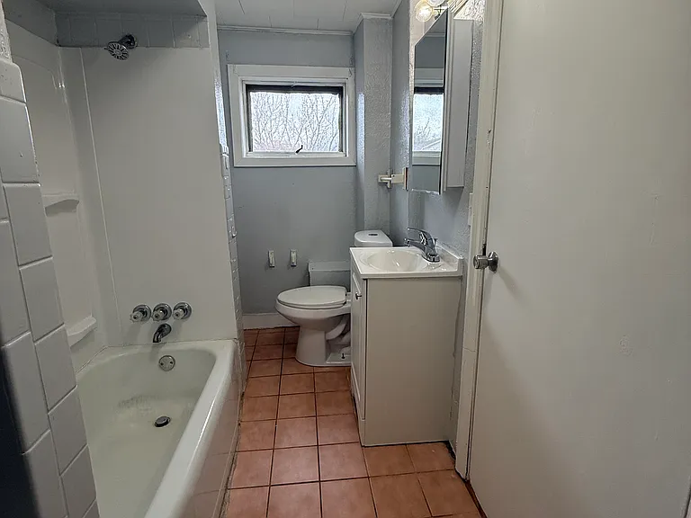 280 S Sheridan St #1 — Photo 5