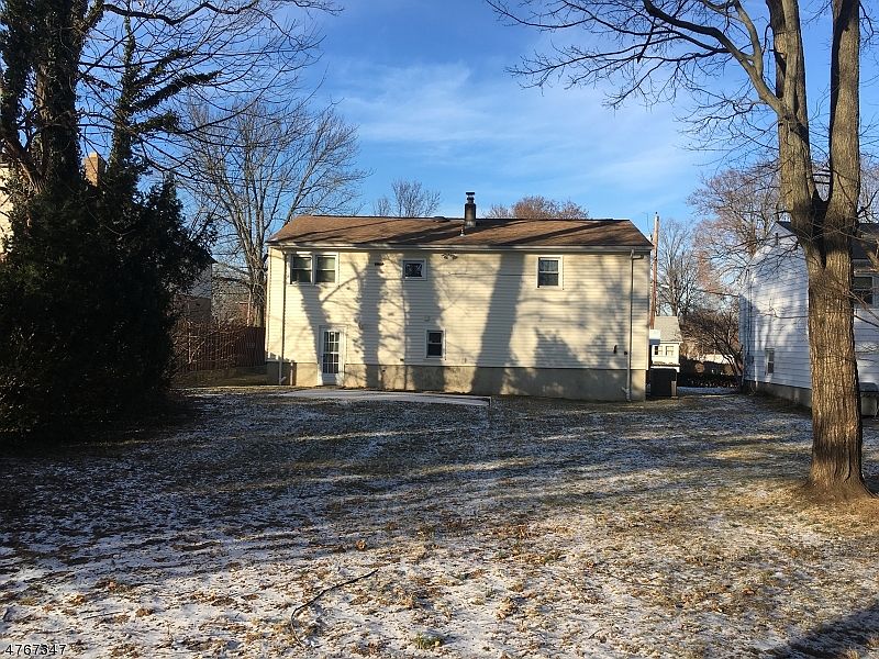 2nd image of 25 Tioga Ave