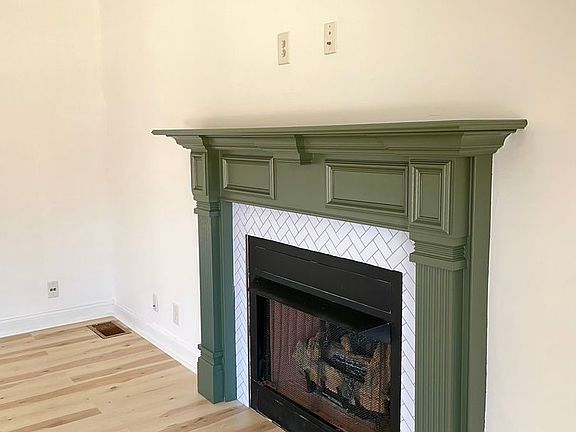 4th image of 3350 Cotham Ln