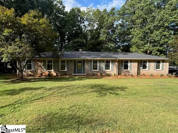 1 Winsford Dr, Greenville, SC 29609