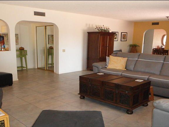4th image of 536 W Vista Hermosa Dr