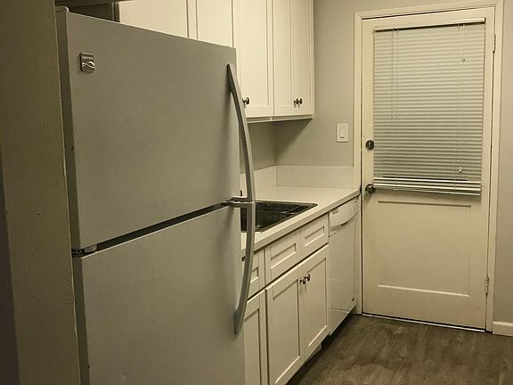 2nd image of 5352 Bellingham Ave #51