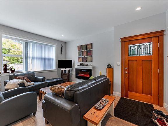 4th image of 2876 Sherman Rd