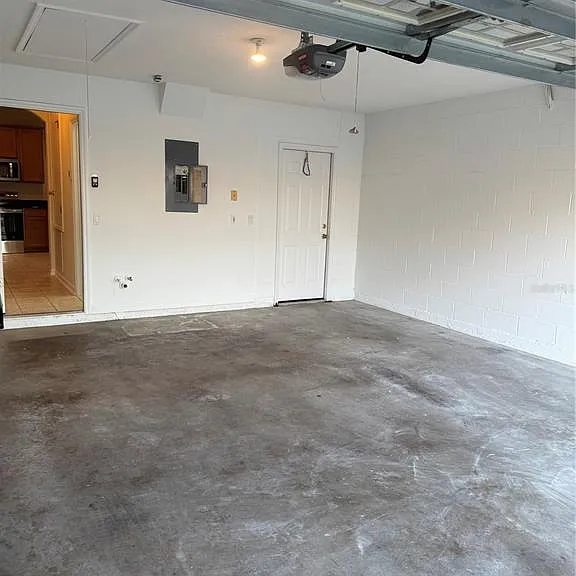 13431 Carroway St — Photo 24