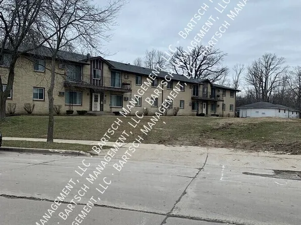 4325 N 104th St APT 6, Milwaukee, WI 53222