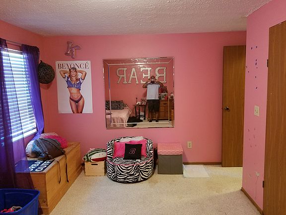 5th image of 2416 Carolina Ave