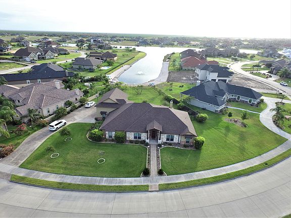 2nd image of 6013 Lago Vista Dr
