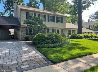 625 Goldsborough Dr, Rockville, MD 20850