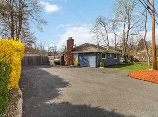 5453 Berkshire Valley Rd, Oak Ridge, NJ 07438