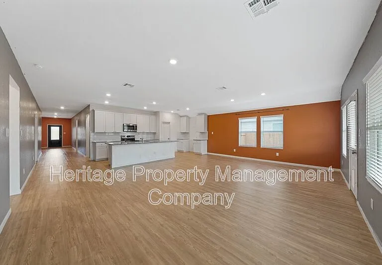 2700 Coral Valley — Photo 11