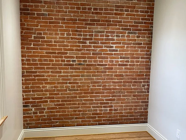 The Elmwood Village Apartments — Photo 31