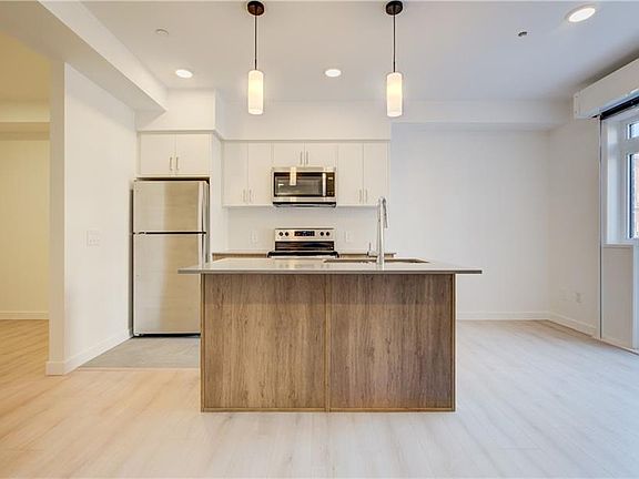 4th image of 31 Mill St #46