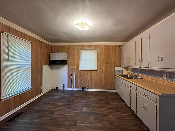 5th image of 1003 W 7th Ave