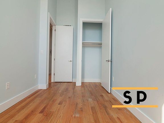 3rd image of 290 Troutman St APT 3R