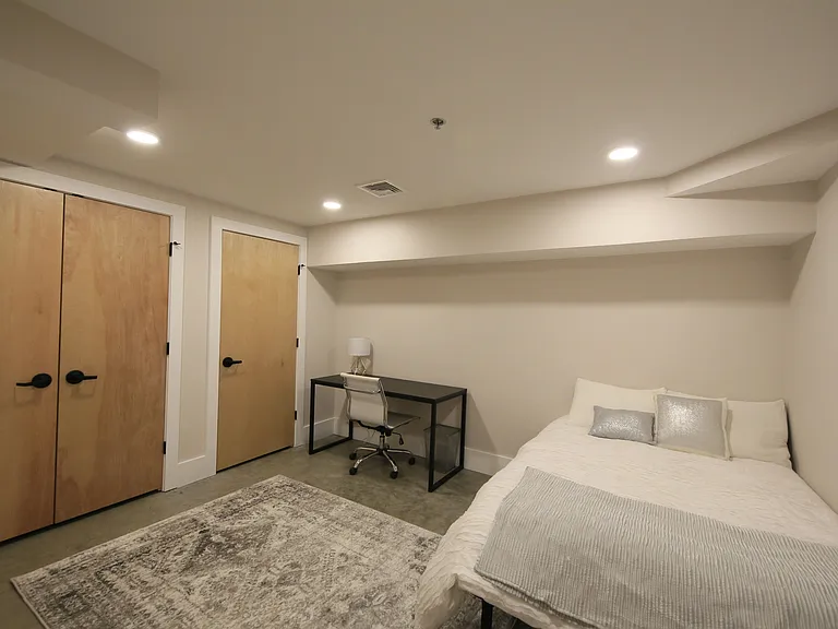 Weybosset Street Rooms — Photo 20