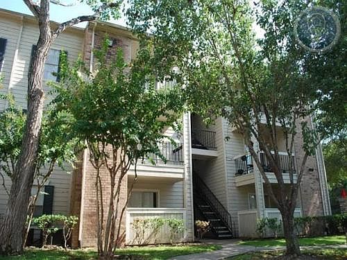 1st image of 13800 Ella Blvd #210