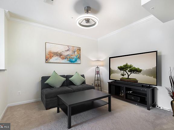 5th image of 43890 Hickory Corner Ter Unit 103