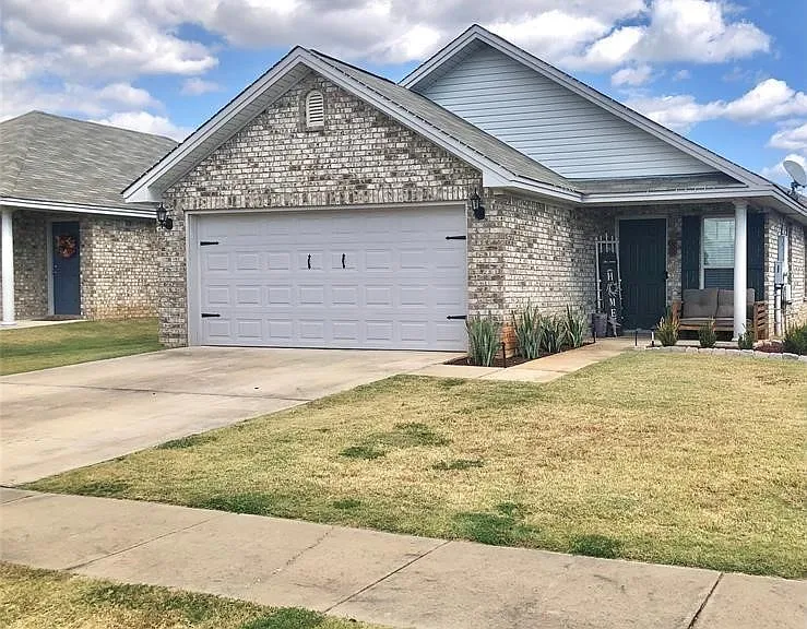 1678 Buena Vista Blvd — Photo 2