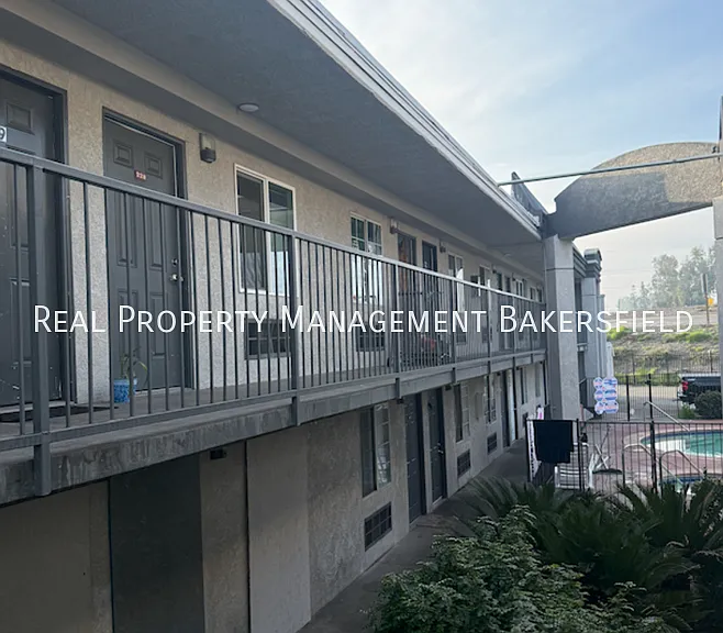 2700 White Ln #151 — Photo 11