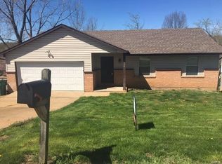 1120 Oregon Trails Dr, Imperial, MO 63052