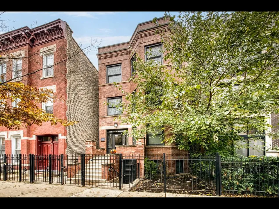 856 N Hermitage Ave #1R