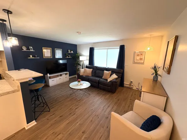 2927 Westbrook Dr APT B105, Fort Wayne, IN 46805