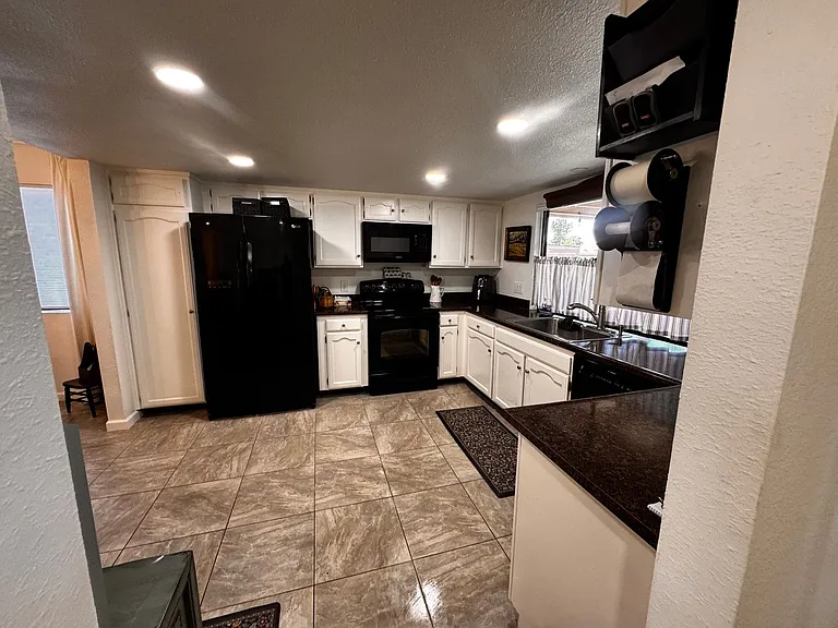 271 Leisure World — Photo 7