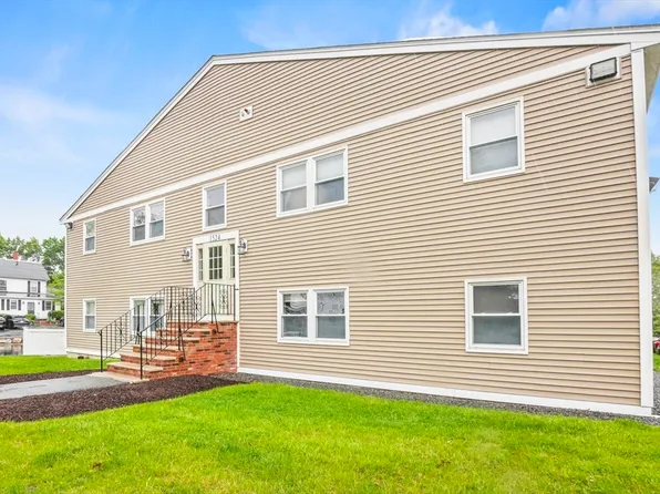 1524 Gorham St Unit 204, Lowell, MA 01852