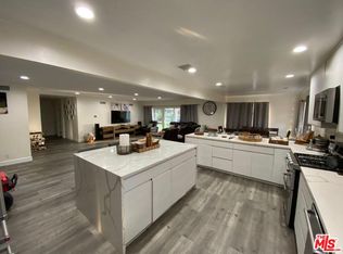 18440 Bermuda St, Porter Ranch, CA 91326