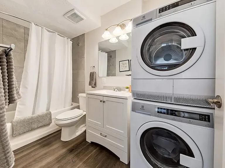 401 Grier Ave NE #25 — Photo 8