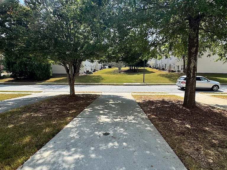 1579 River Main Ct — Photo 15
