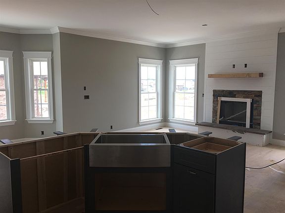 3rd image of 3020 Robinwood Dr Lot 134