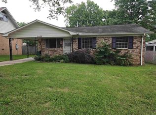 9002 Penrose Ln, Little Rock, AR 72205